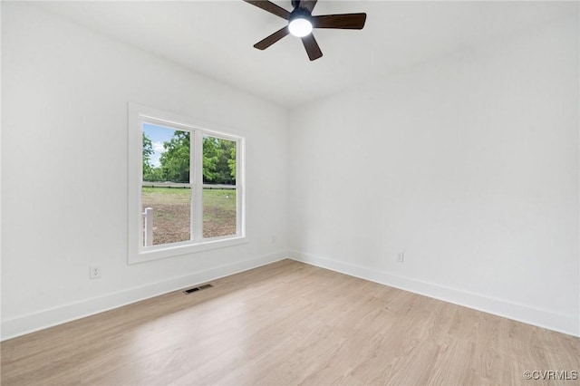 425 Palomino Dr, Louisa, VA 23093 - unfurnished room featuring light wood-style flooring and ceiling fan