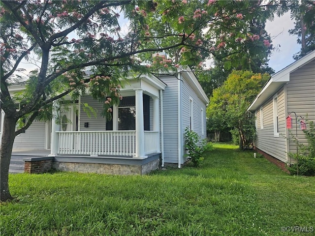 116 Fairfax Ave, Colonial Heights, VA 23834 - view of home's exterior with covered porch and a yard