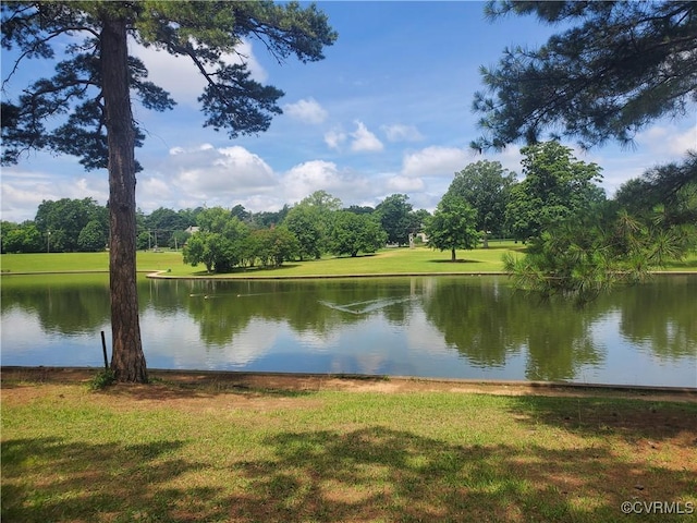 1507 Carter St, Richmond, VA 23220 - water view with a tree filled landscape