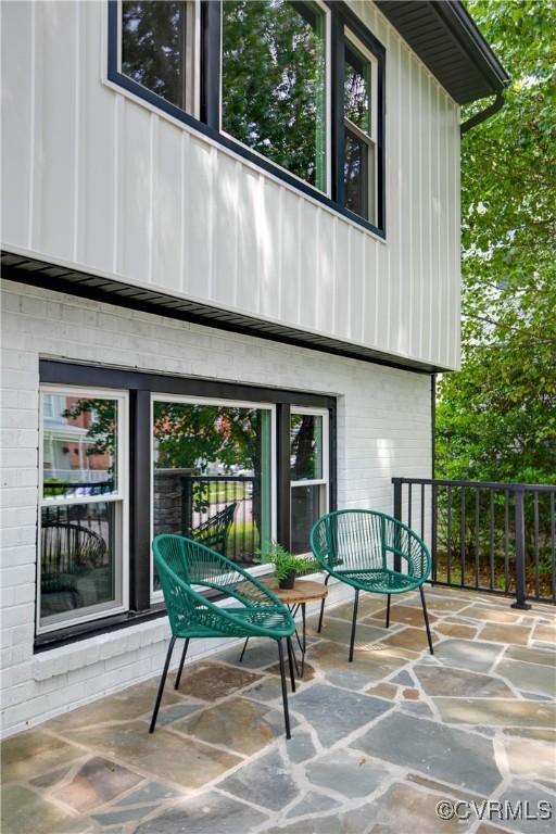 2914 Griffin Ave, Richmond, VA 23222 - view of patio / terrace