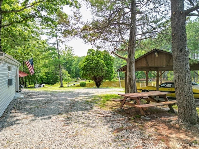967 Ampthill Rd, Cartersville, VA 23027 - view of yard