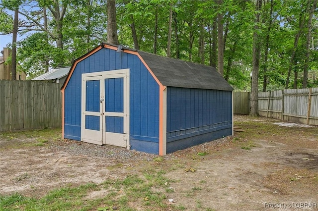 5 Hadley Pl, Newport News, VA 23608 - view of shed featuring a fenced backyard