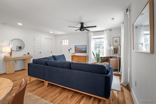 1508 N 29th St, Richmond, VA 23223 - living area featuring wood finished floors, recessed lighting, and a ceiling fan