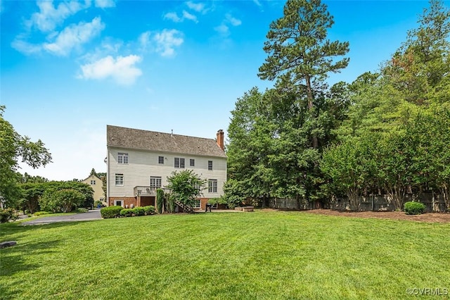 12829 Huntmaster Ln, Henrico, VA 23233 - back of property with a chimney