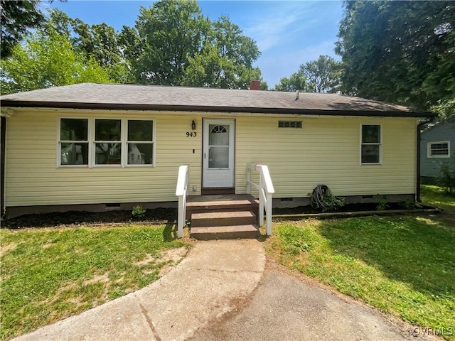 943 Barlen Dr, Richmond, VA 23225 - view of front of home featuring crawl space, a front lawn, and a chimney