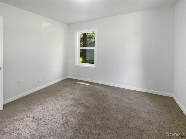 943 Barlen Dr, Richmond, VA 23225 - carpeted empty room with baseboards