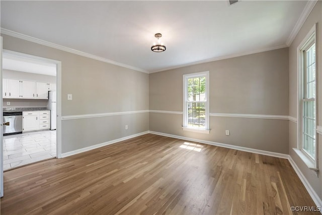 4605 Kingsrow Ct, Glen Allen, VA 23060 - empty room with light wood-style flooring and ornamental molding