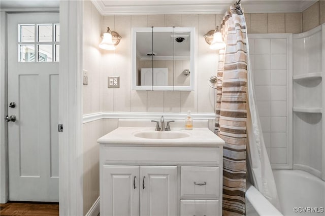 2644 Dorrell Rd, Aylett, VA 23009 - full bathroom featuring crown molding, vanity, and shower / tub combo