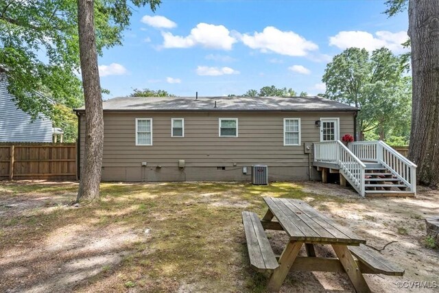 5908 Meadwood Cir, Chesterfield, VA 23234 - back of house with crawl space