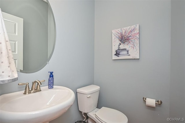 8013 Rutland Village Dr, Mechanicsville, VA 23116 - bathroom featuring a sink and toilet