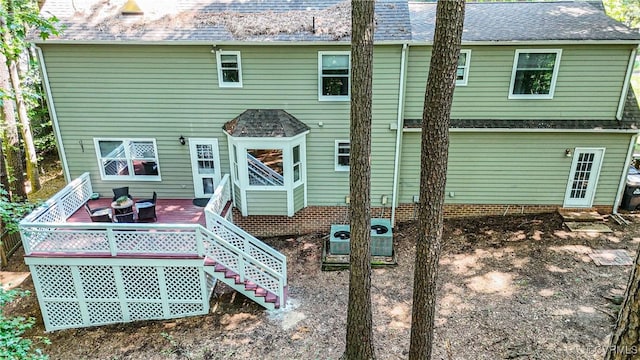 107 Oak Ridge Ct, Williamsburg, VA 23188 - rear view of house featuring a deck and a shingled roof