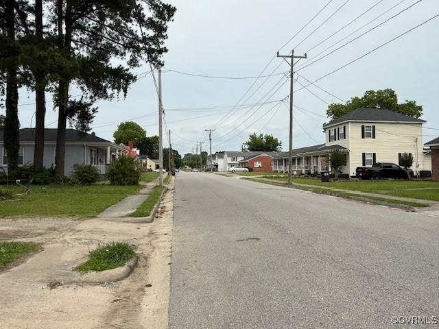111 Carroll St, Emporia, VA 23847 - photo 23