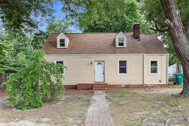 4123 Bremner Blvd, Henrico, VA 23228 - cape cod-style house with entry steps, a chimney, and crawl space
