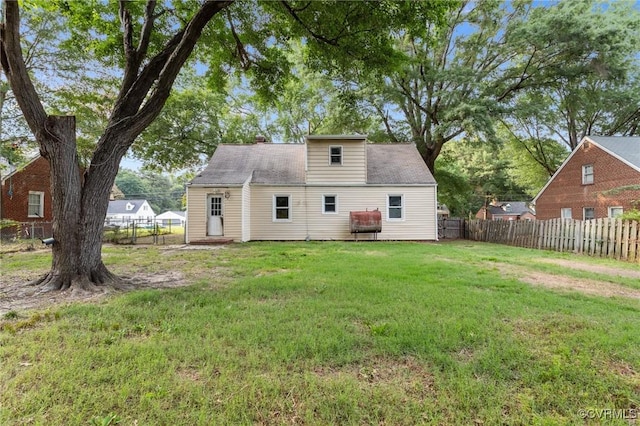 4123 Bremner Blvd, Henrico, VA 23228 - rear view of property with a fenced backyard