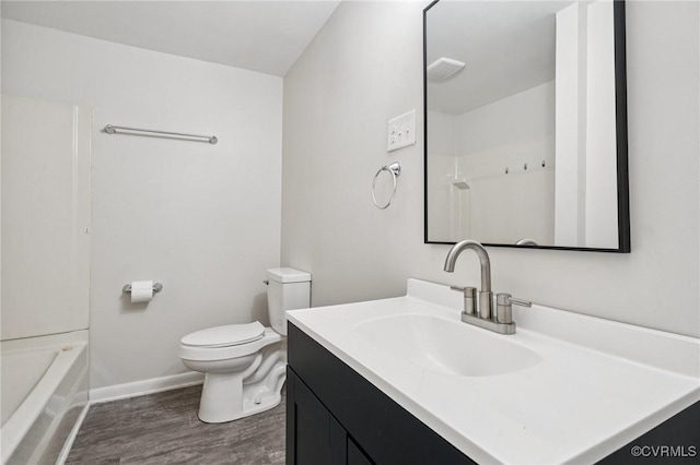 627 Colonial Ave, Colonial Heights, VA 23834 - bathroom featuring wood finished floors, vanity, and bathtub / shower combination