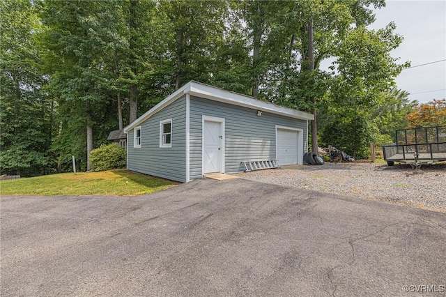 10151 W Providence Rd, North Chesterfield, VA 23236 - detached garage with view of wooded area