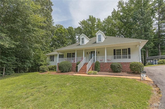 10151 W Providence Rd, North Chesterfield, VA 23236 - cape cod house with a porch and a front yard