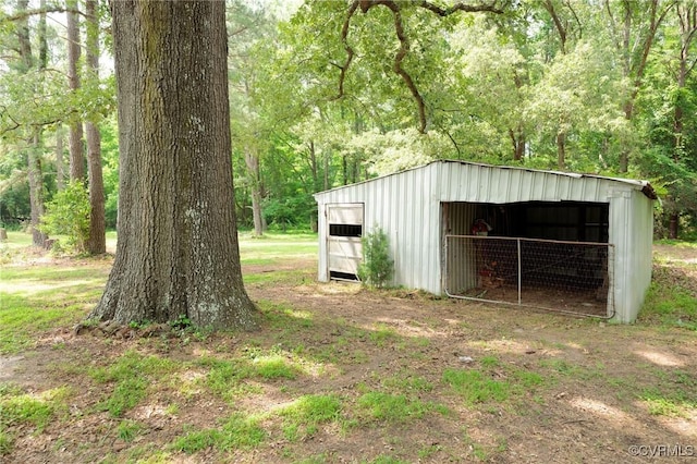 2000 Point Of Rocks Rd, Chester, VA 23836 - view of pole building featuring a view of trees