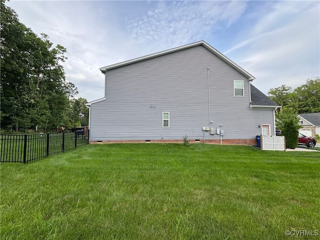 15518 Centerline Ct, Chesterfield, VA 23832 - view of home's exterior featuring crawl space and roof with shingles