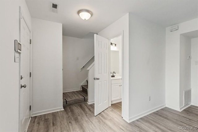 15241 Broadwater Cir, Chesterfield, VA 23831 - foyer entrance with light wood-style flooring and stairway