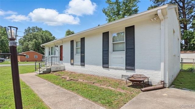 5500 Seminary Ave, Henrico, VA 23227 - view of property exterior with brick siding