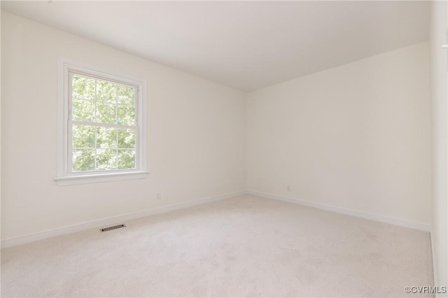13119 Glenmeadow Ct, Midlothian, VA 23114 - empty room with light carpet