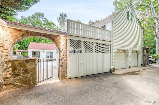 2821 Newquay Ln, North Chesterfield, VA 23236 - view of gate