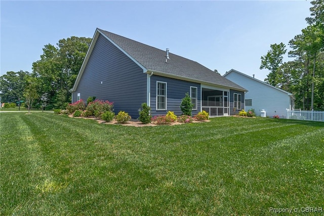12 Essie Ct, Irvington, VA 22480 - view of side of property with a sunroom