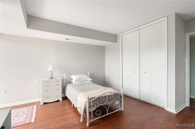 2956 Hathaway Rd Unit 807, Richmond, VA 23225 - bedroom with wood finished floors and a closet