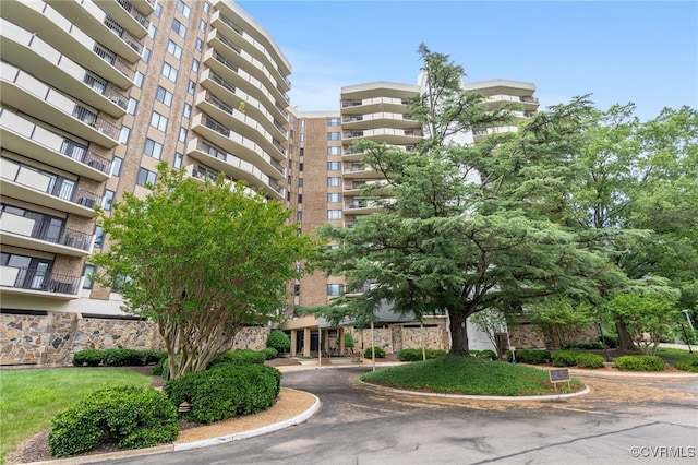 2956 Hathaway Rd Unit 807, Richmond, VA 23225 - view of apartment building / complex