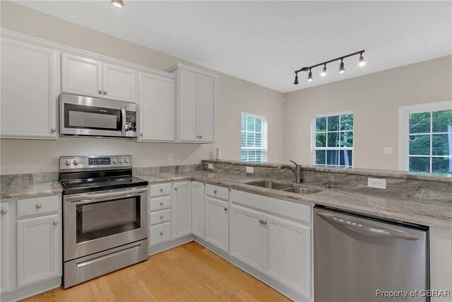 8619 Thomas Jefferson Way, Gloucester, VA 23061 - photo 16