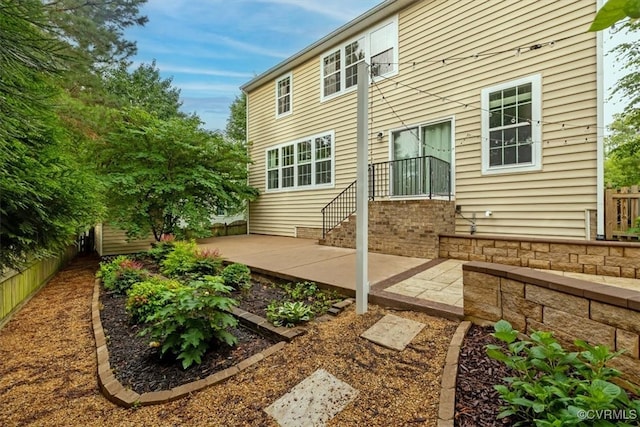 8738 New Holland Ln, Mechanicsville, VA 23116 - rear view of property with a patio