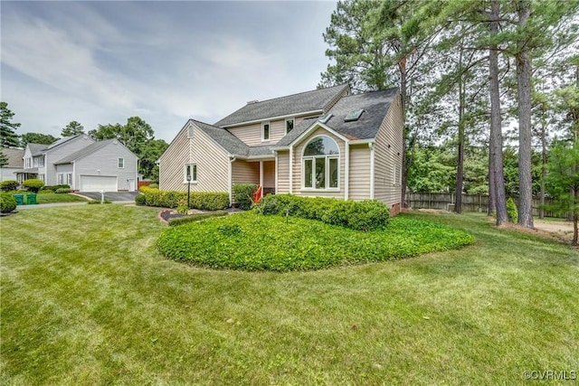 2711 Robson Ct, Henrico, VA 23233 - traditional-style house featuring driveway