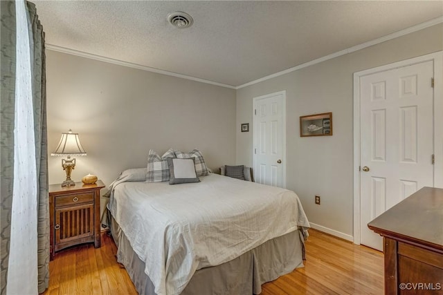 2711 Robson Ct, Henrico, VA 23233 - bedroom featuring crown molding and light wood-type flooring