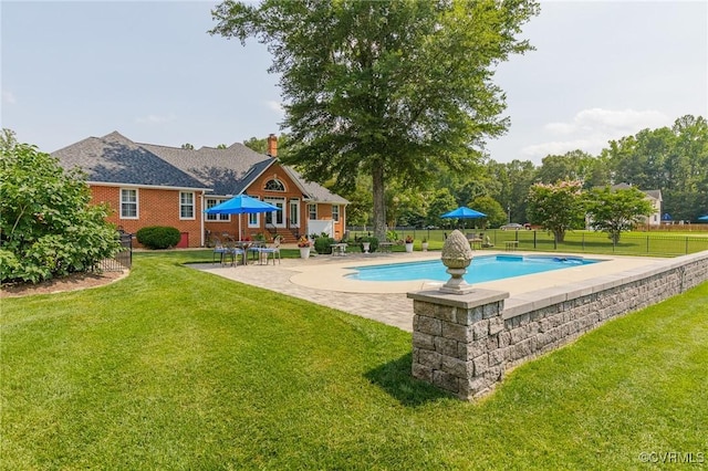 8467 Wendellshire Way, Mechanicsville, VA 23111 - view of swimming pool with a patio area