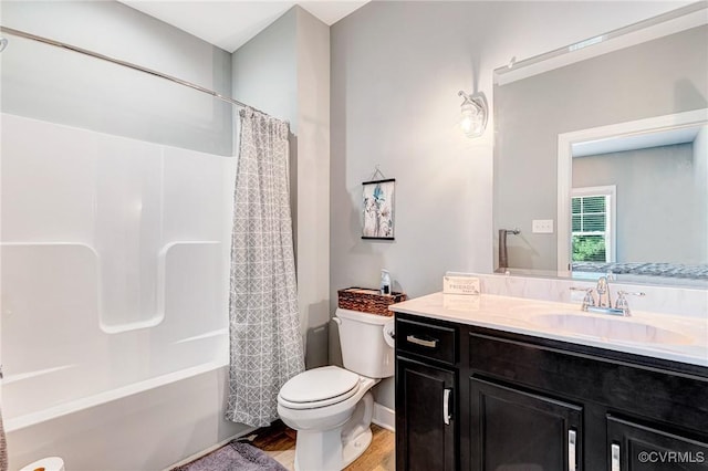 9401 Alsace Ct, Mechanicsville, VA 23116 - full bathroom with wood finished floors, vanity, and shower / bath combination with curtain