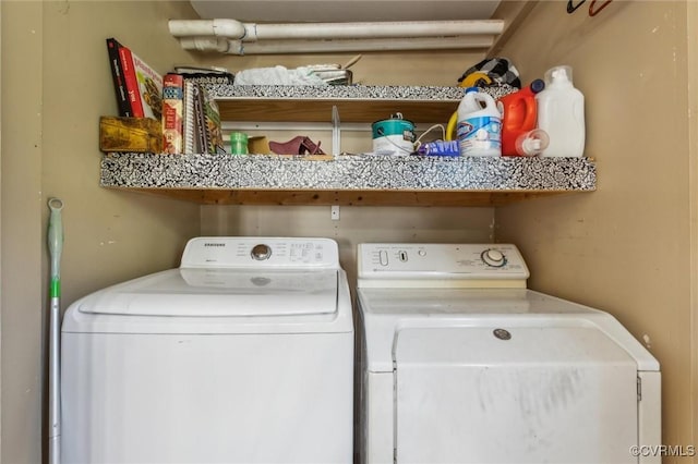 3608 Shell Rd, Newport News, VA 23661 - laundry area with washing machine and clothes dryer