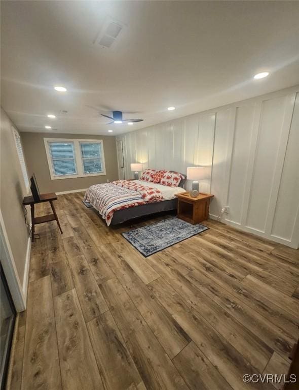 616 Long Point Ln, Topping, VA 23169 - bedroom with hardwood / wood-style flooring, recessed lighting, and ceiling fan