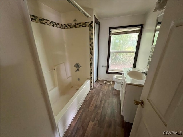 511 Hannon St, Petersburg, VA 23803 - full bathroom featuring vanity, wood finished floors, and  shower combination