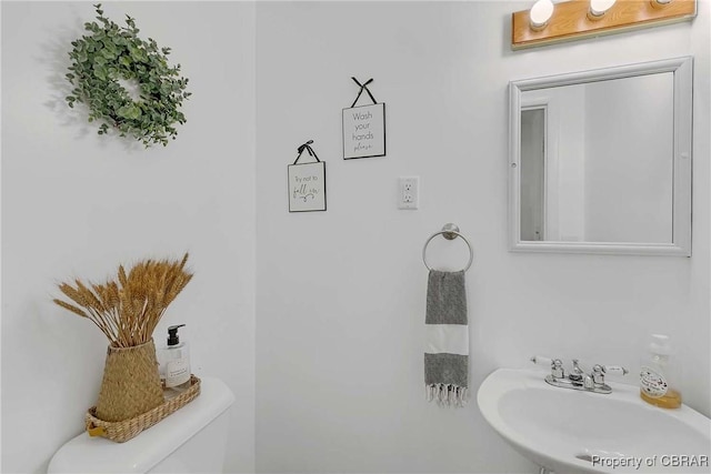7284 Farinholt St, Gloucester, VA 23061 - bathroom featuring a sink and toilet