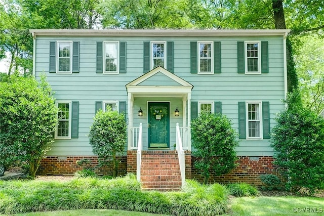 813 Spirea Rd, North Chesterfield, VA 23236 - colonial inspired home featuring crawl space