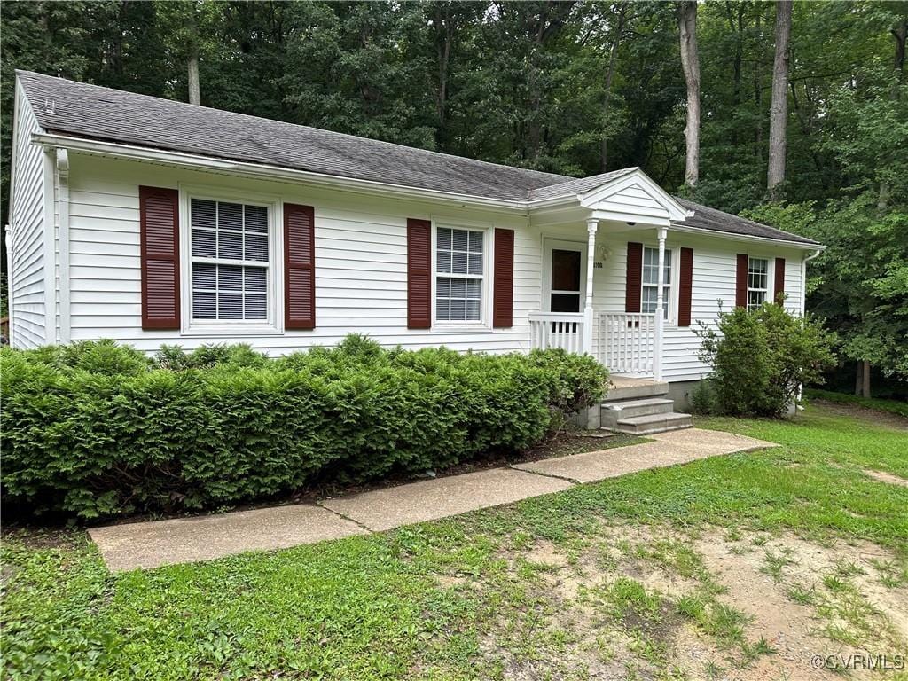 3700 Butor Rd, North Prince George, VA 23860 - ranch-style home with a front yard