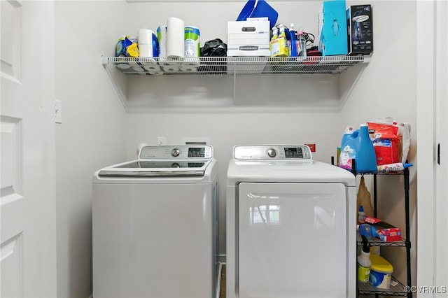 2201 Vandover Rd, Henrico, VA 23229 - laundry area featuring washer and clothes dryer