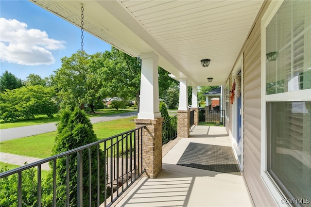 2201 Vandover Rd, Henrico, VA 23229 - view of porch