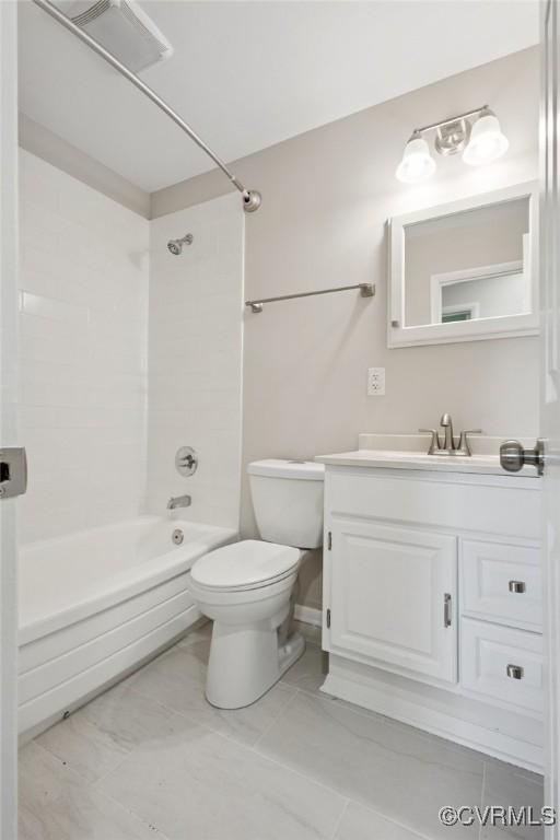 8238 Lansdowne Rd, Mechanicsville, VA 23116 - bathroom with vanity and  shower combination