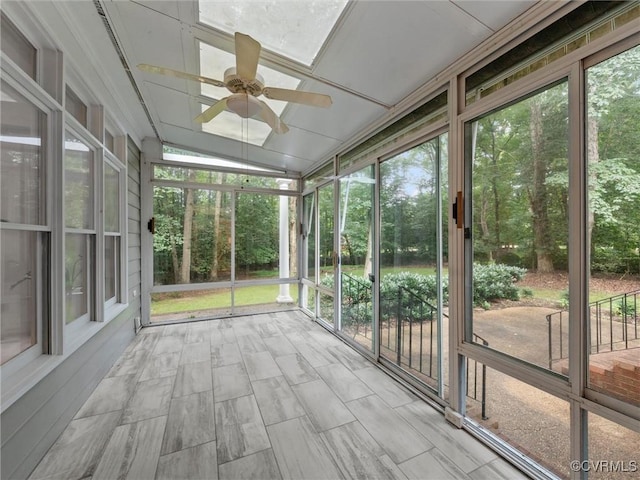 9313 Owl Trace Ct, Chesterfield, VA 23838 - unfurnished sunroom with ceiling fan, a water view, vaulted ceiling, and view of scattered trees