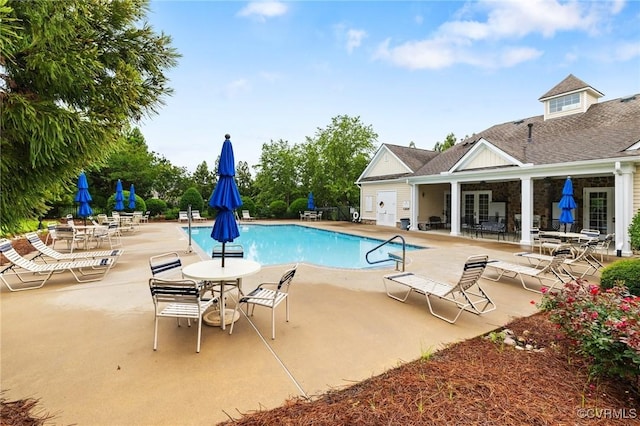 307 Kernel Ct, North Chesterfield, VA 23236 - community pool with a patio