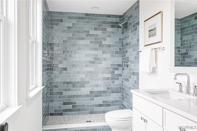 1823 W Cary St Unit A, Richmond, VA 23220 - full bath with vanity and a tile shower