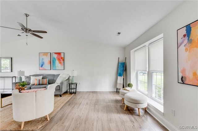 4814 Mill Park Ct, Glen Allen, VA 23060 - living room with plenty of natural light, wood finished floors, vaulted ceiling, and ceiling fan