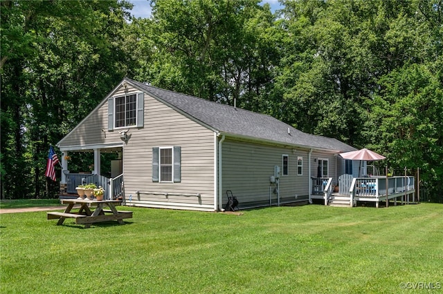 12900 Spring Run Rd, Midlothian, VA 23112 - rear view of property featuring a yard, a deck, and view of scattered trees
